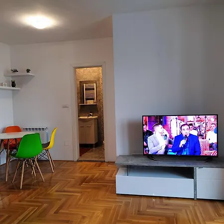 Apartment Medeni *